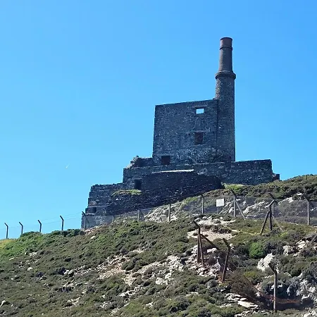 Anam Sona Seaview לינה וארוחת בוקר 4*